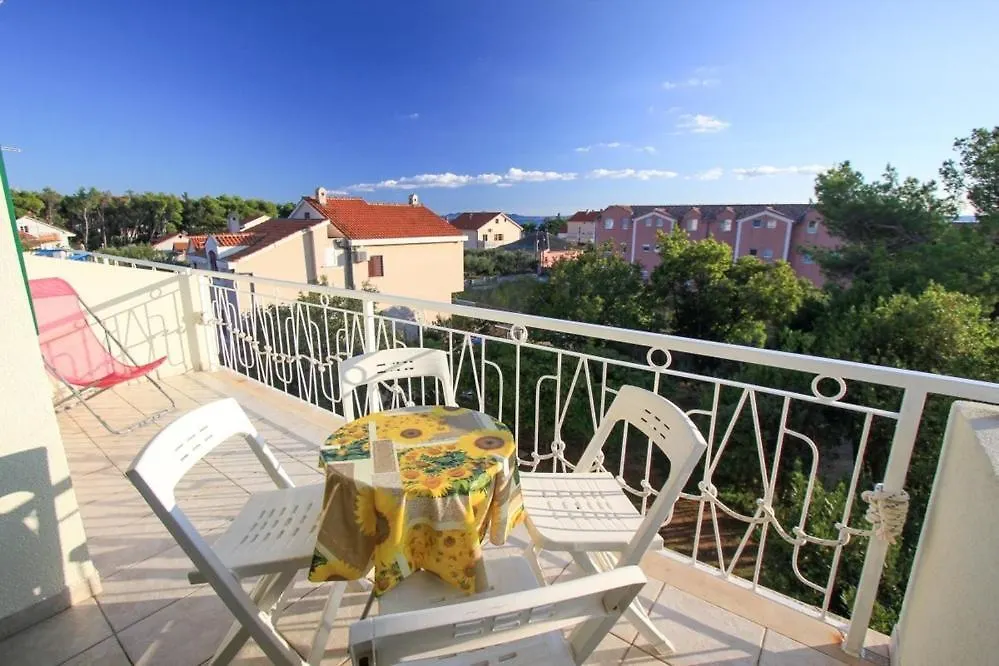 Apartments Klementina Privlaka